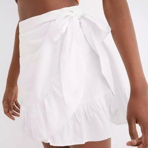 NWT Aerie small white wrap skirt